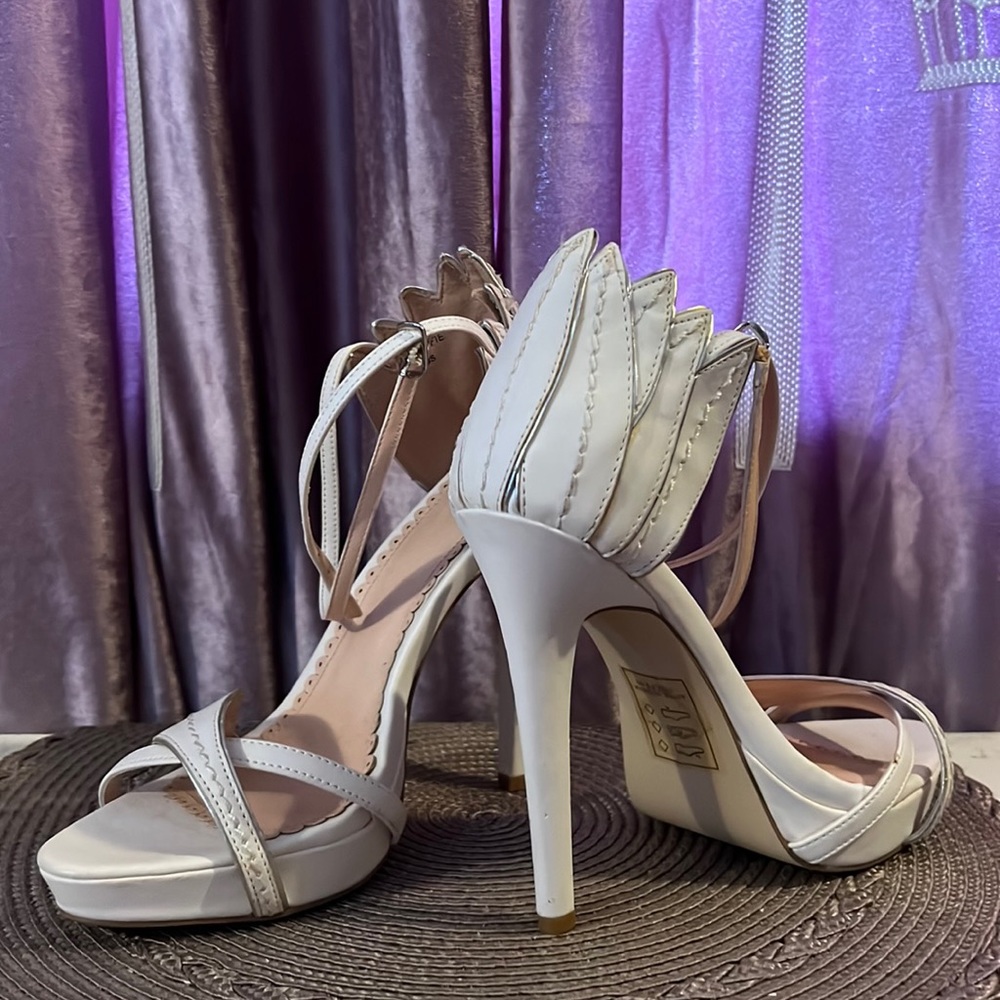 Unique white heels!